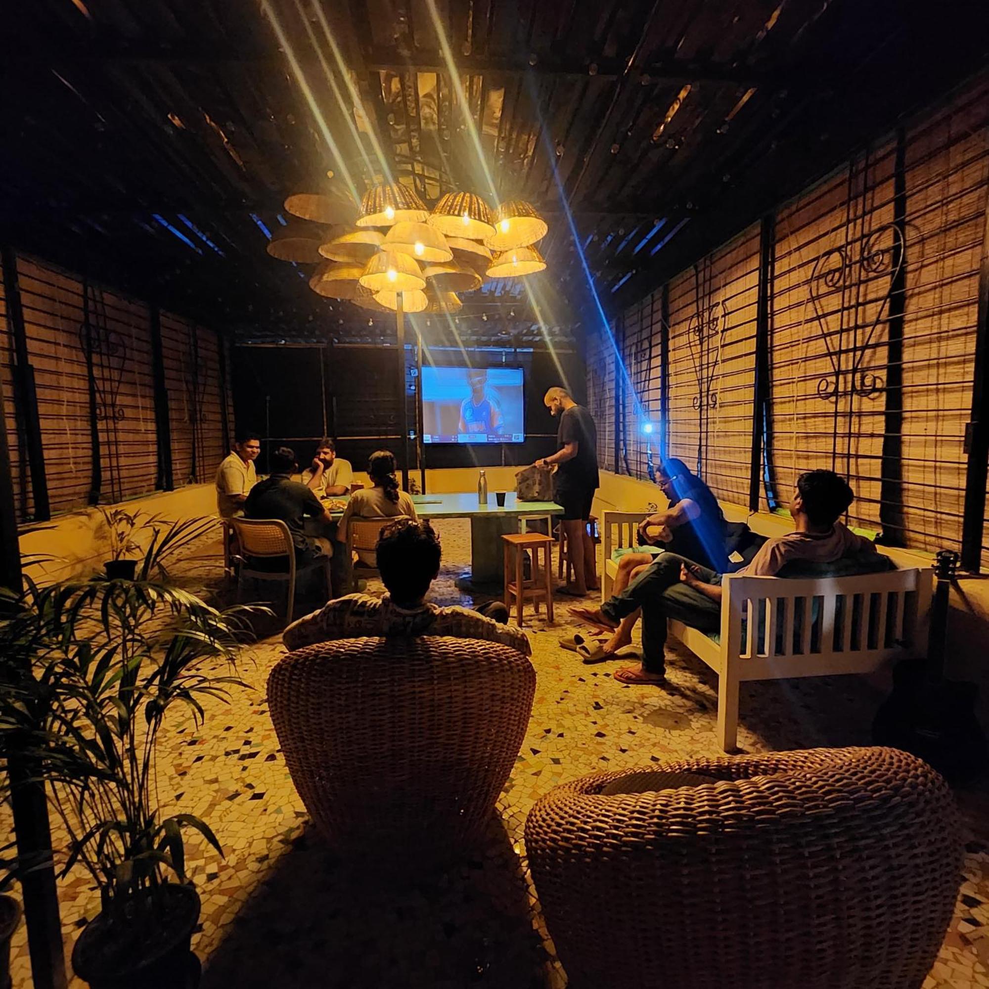 Hammock Hostels - Bandra Мумбаи Экстерьер фото