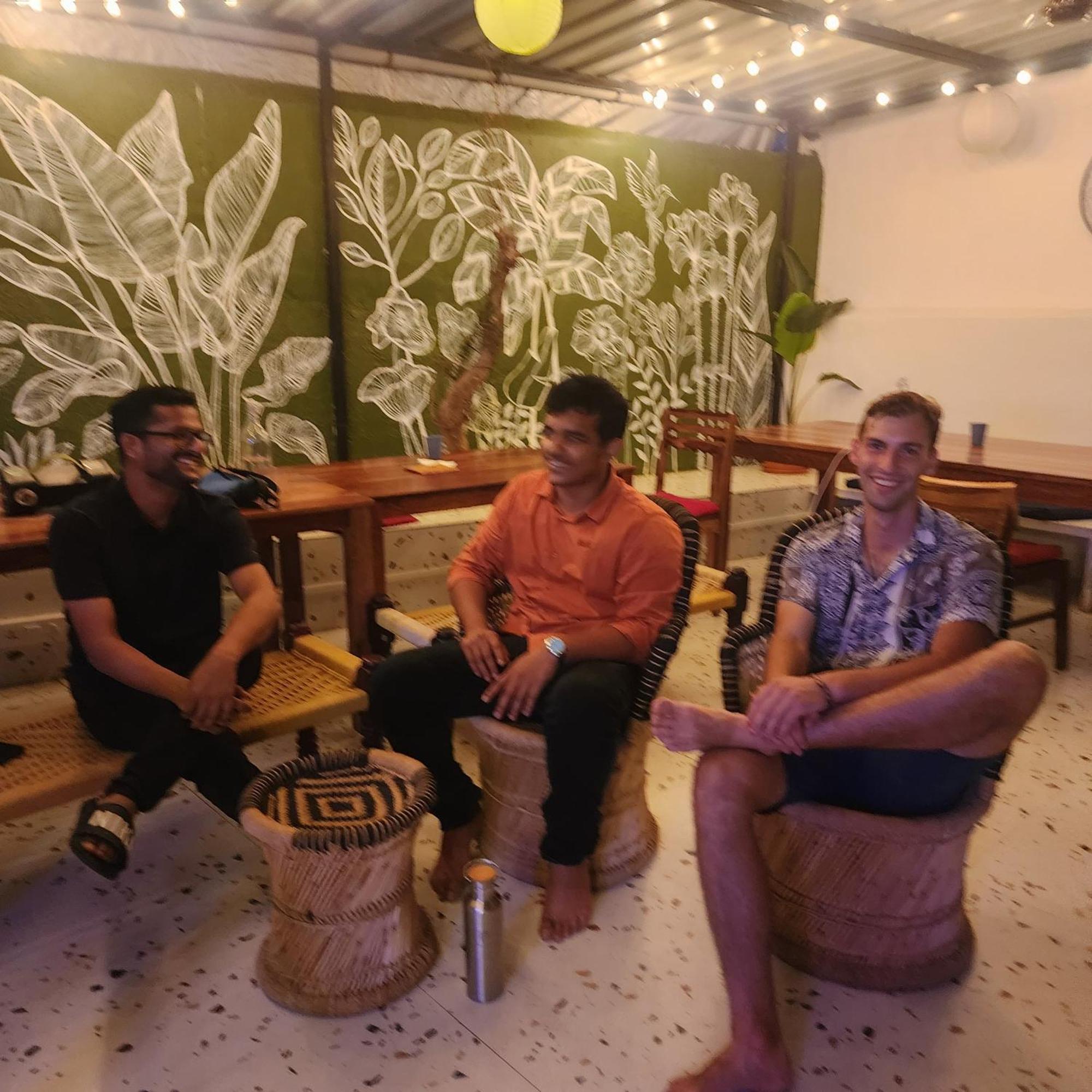 Hammock Hostels - Bandra Мумбаи Экстерьер фото