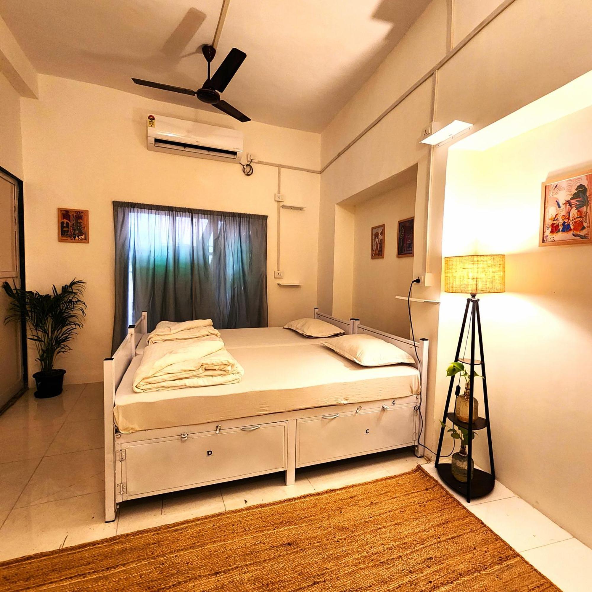 Hammock Hostels - Bandra Мумбаи Экстерьер фото