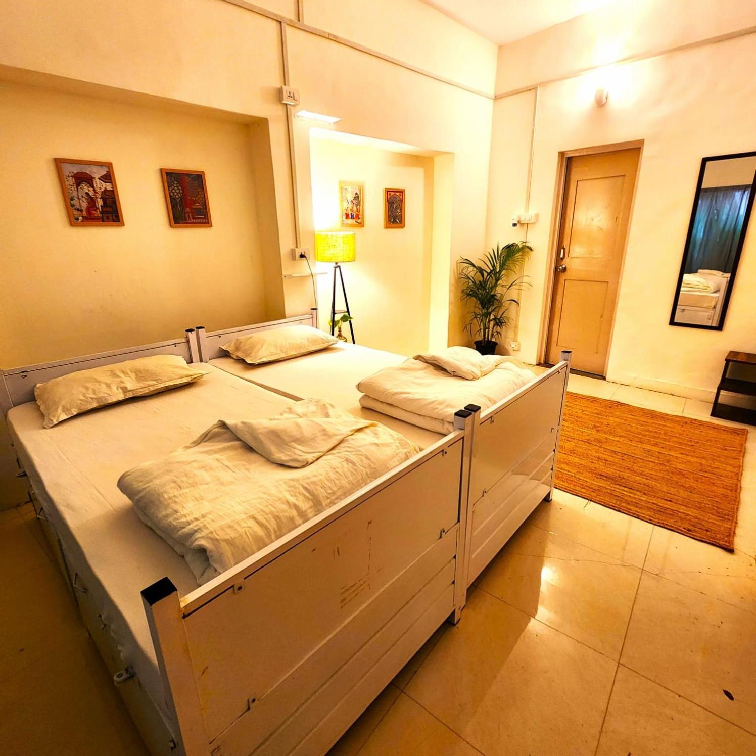 Hammock Hostels - Bandra Мумбаи Экстерьер фото