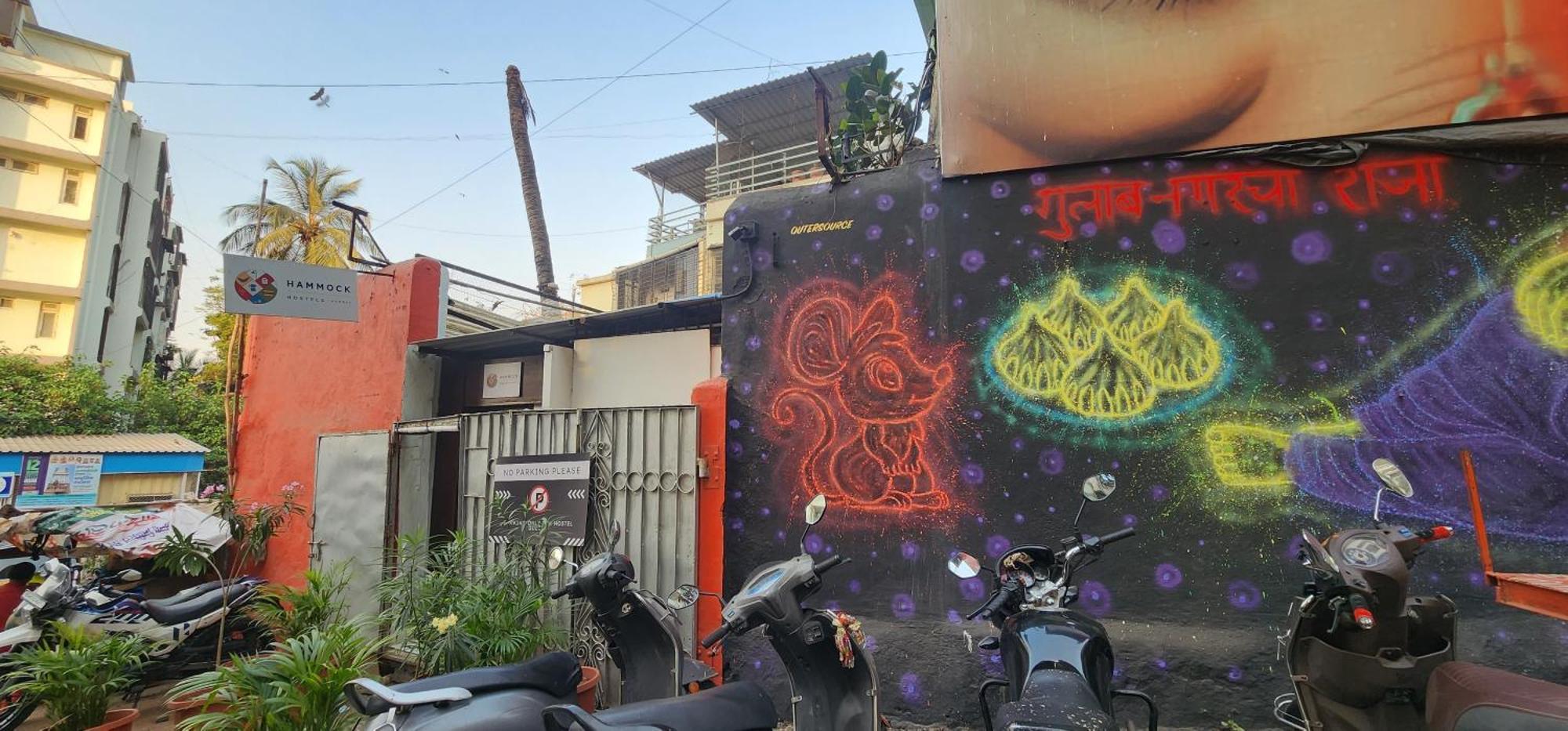 Hammock Hostels - Bandra Мумбаи Экстерьер фото